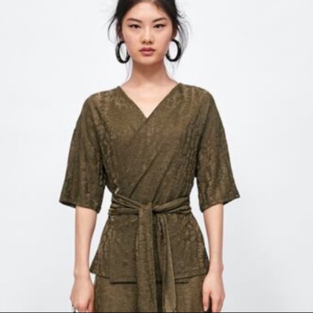 NWOT Zara Jacquard Wrap Top